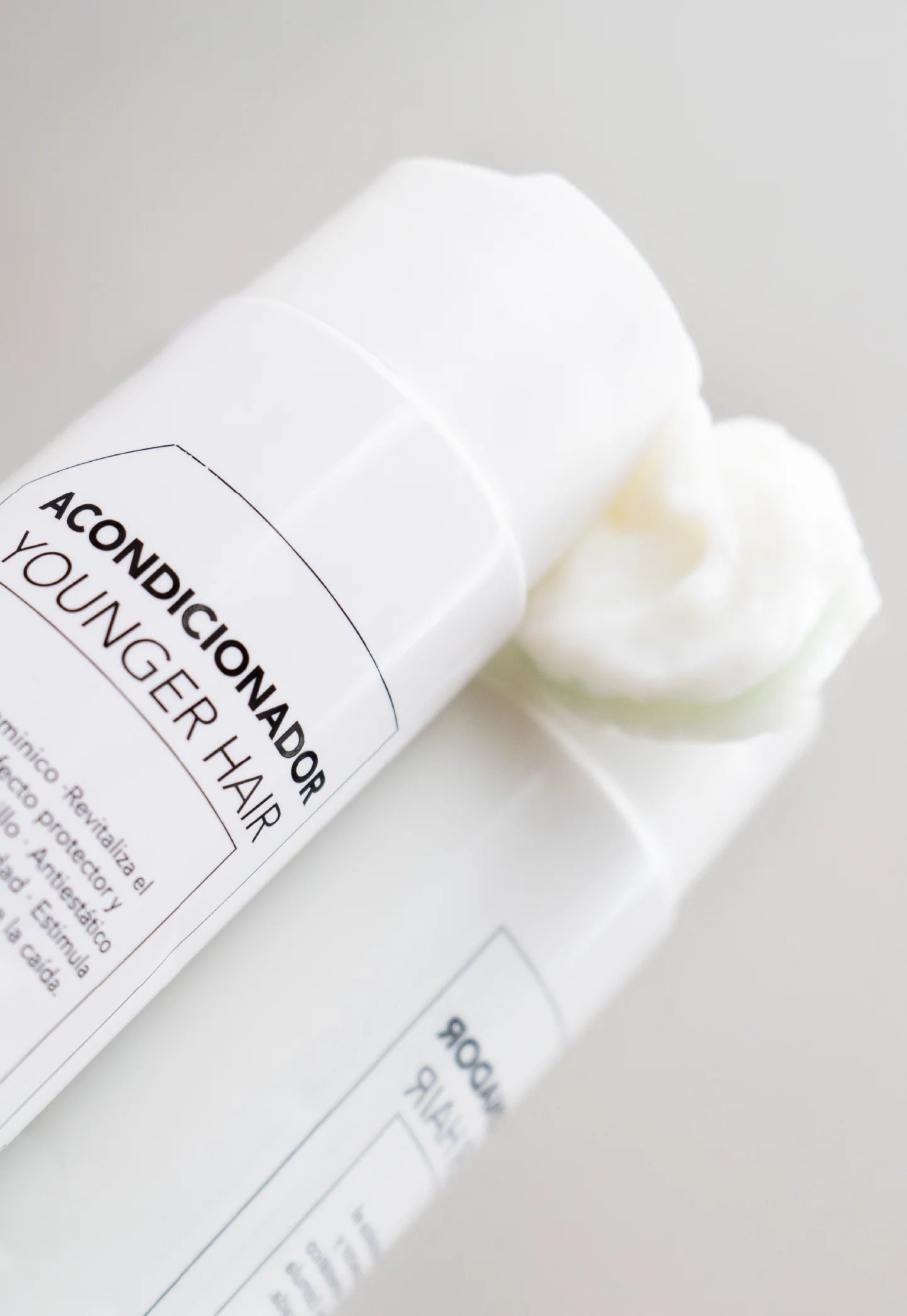 ACONDICIONADOR WOMAN 330 GR SOLE PARIS